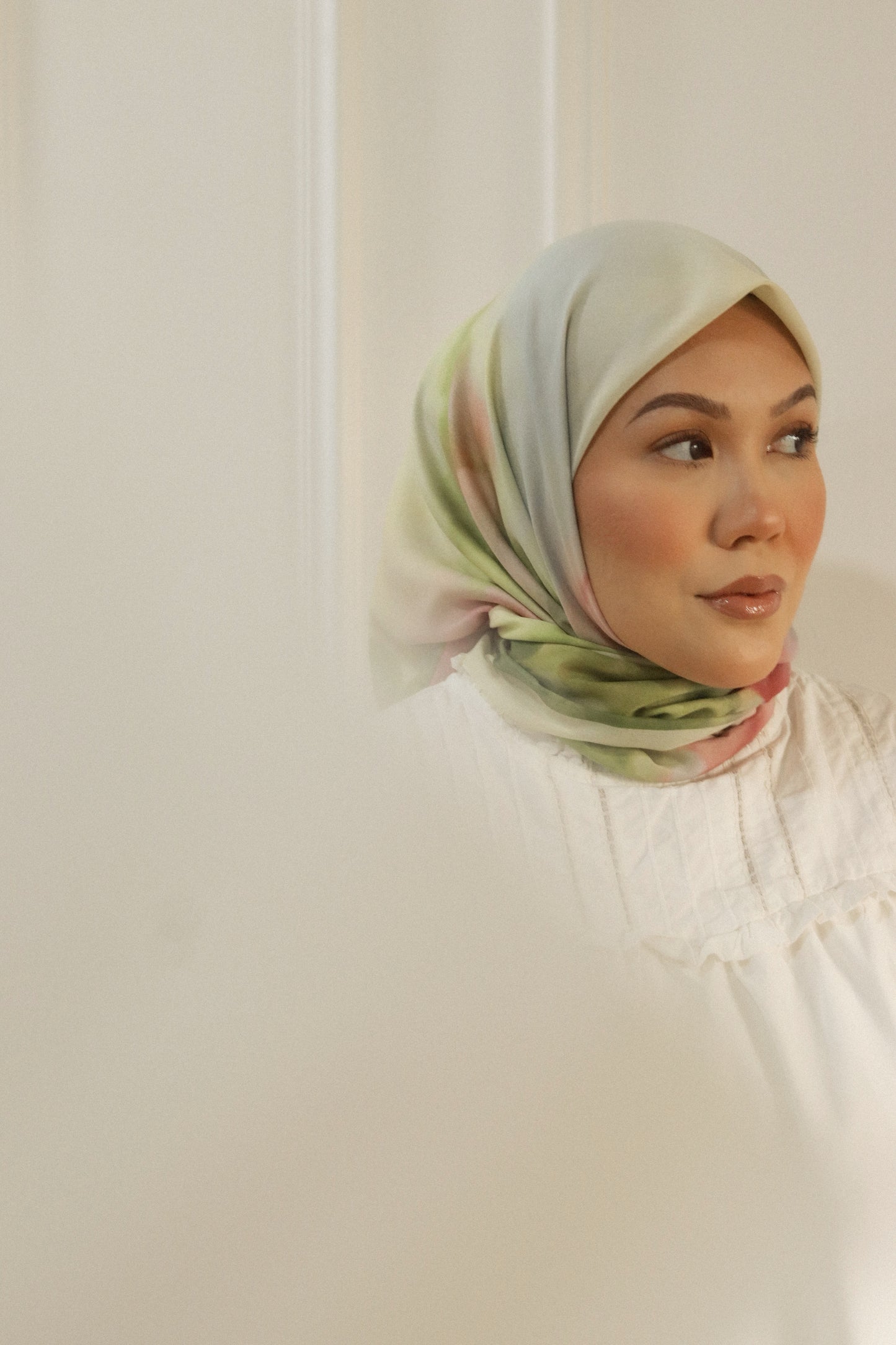 Garden Reverie in Poet (Pre-Order)