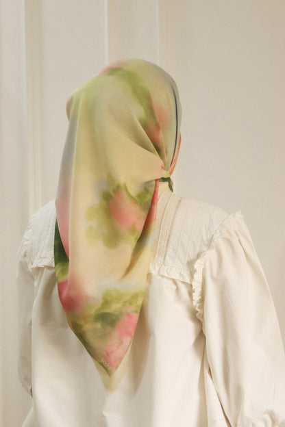 Garden Reverie in Poet (Pre-Order)