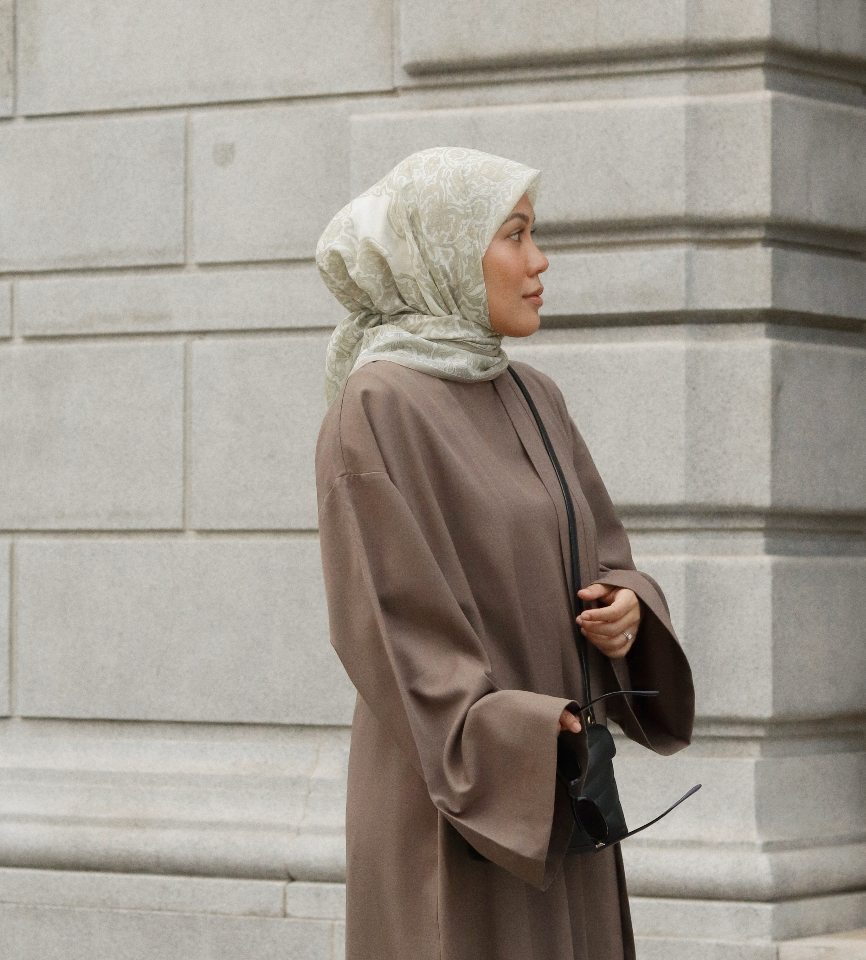 Creamy Cashew / Prints of Persia