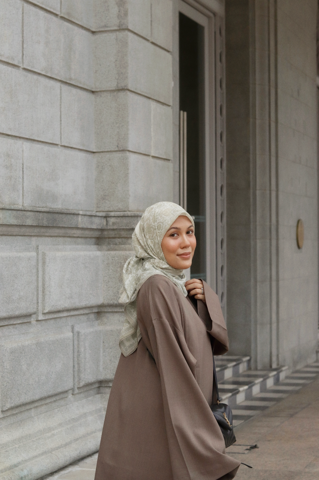 Creamy Cashew / Prints of Persia