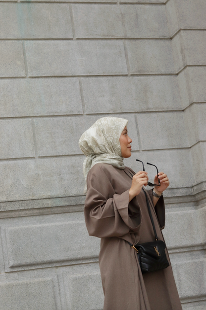 Creamy Cashew / Prints of Persia